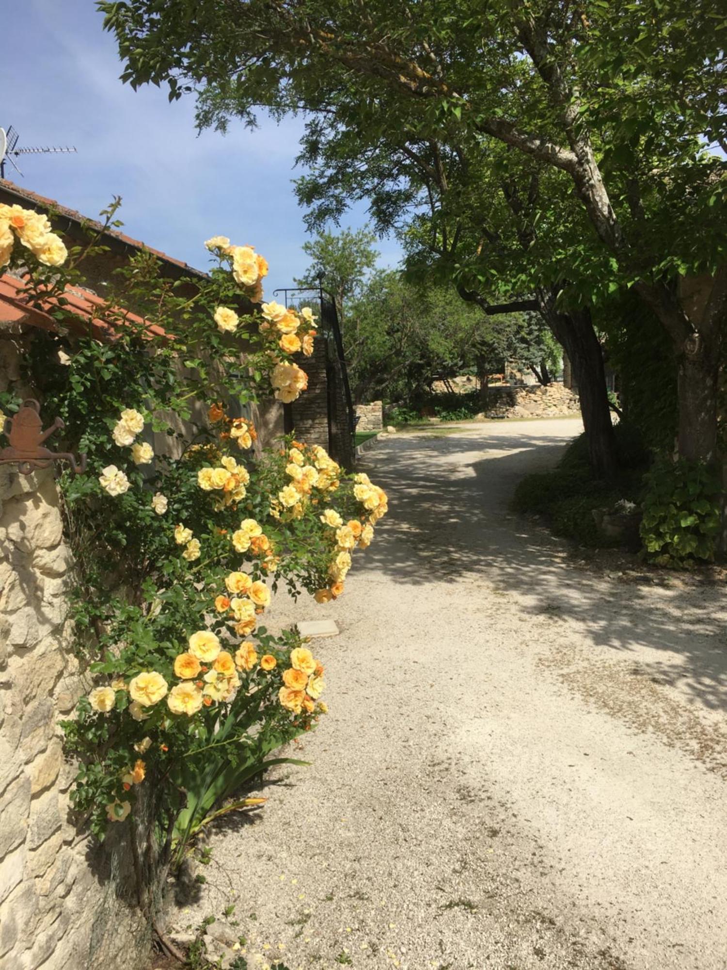 Les Juliens Apartman Gordes Kültér fotó